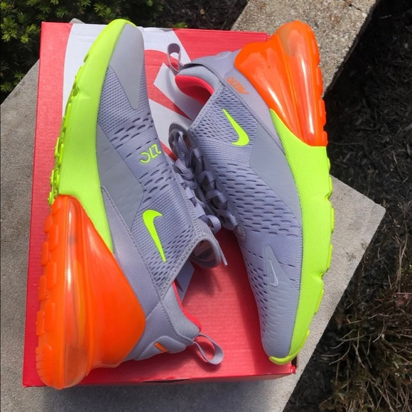 Men’s size 10 Nike Air Max 270 - Picture 3 of 3